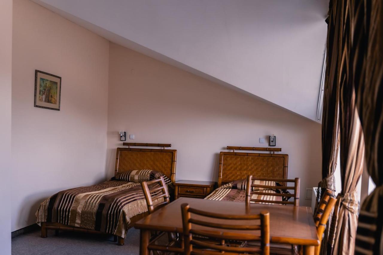 Hotel Orbel Dobrinishte Dış mekan fotoğraf