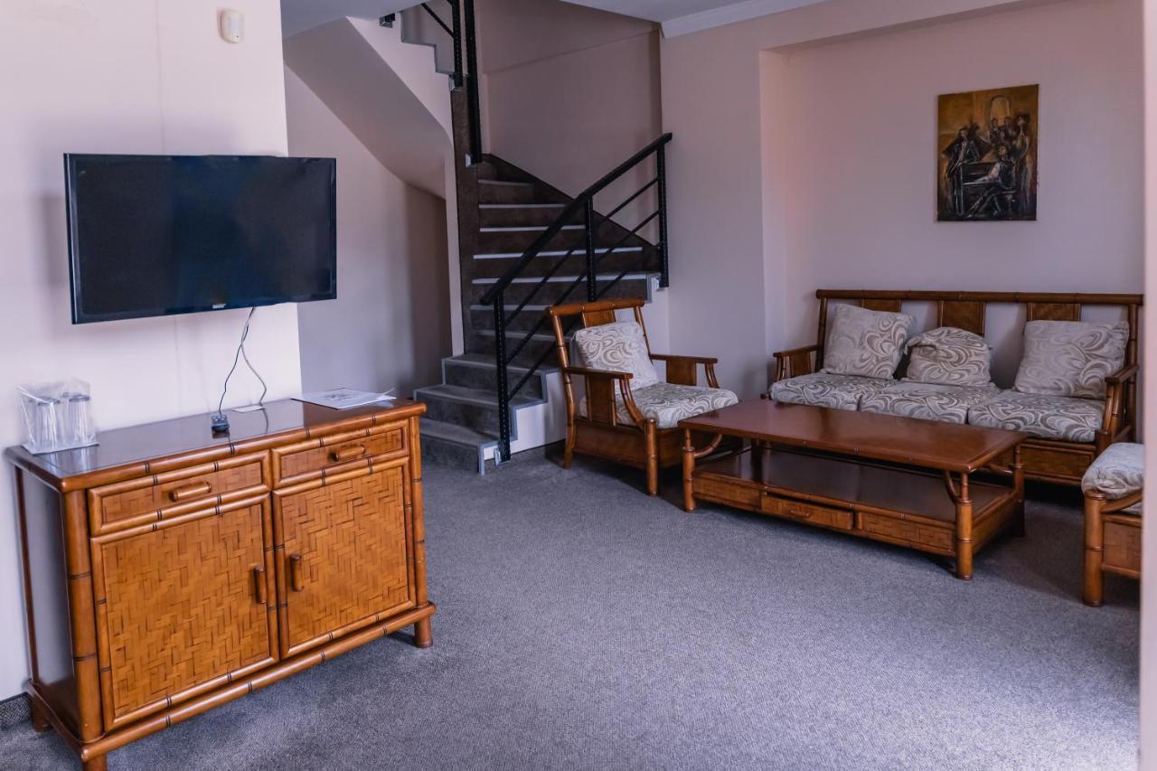 Hotel Orbel Dobrinishte Dış mekan fotoğraf