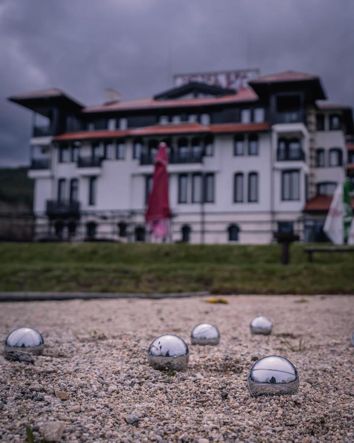 Hotel Orbel Dobrinishte Dış mekan fotoğraf