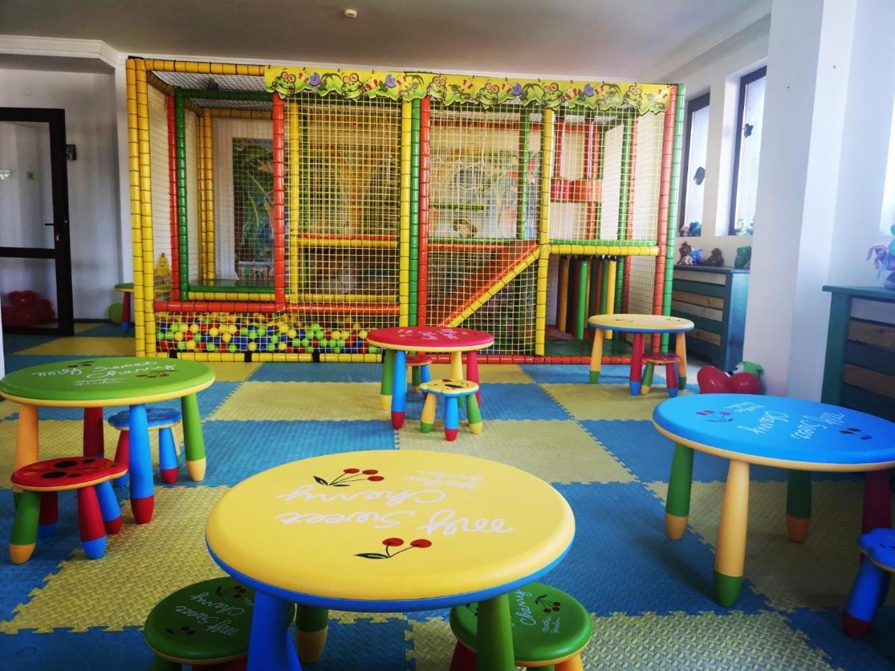 Hotel Orbel Dobrinishte Dış mekan fotoğraf